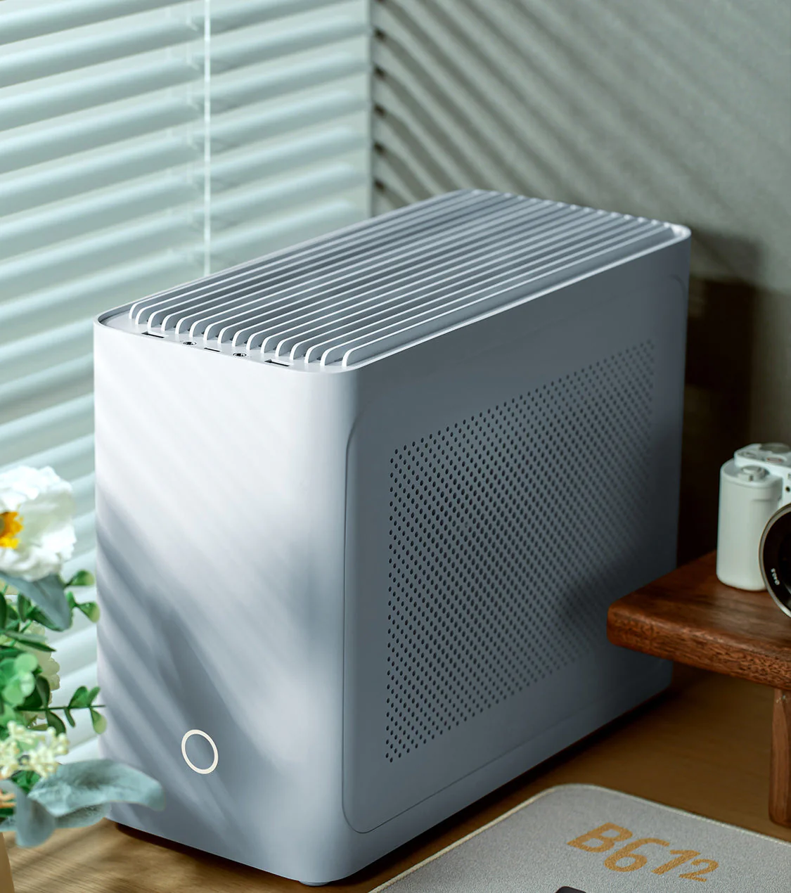 IQUNIX ZX-1 Aluminum Mini-ITX Case - Image 15